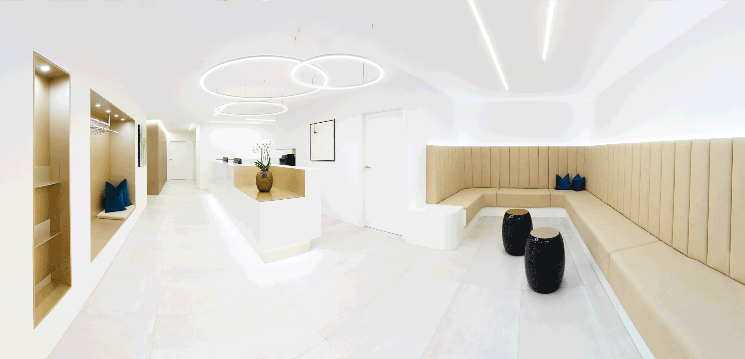 Reception area of the orthopaedic practice at Karlsplatz 4, Munich